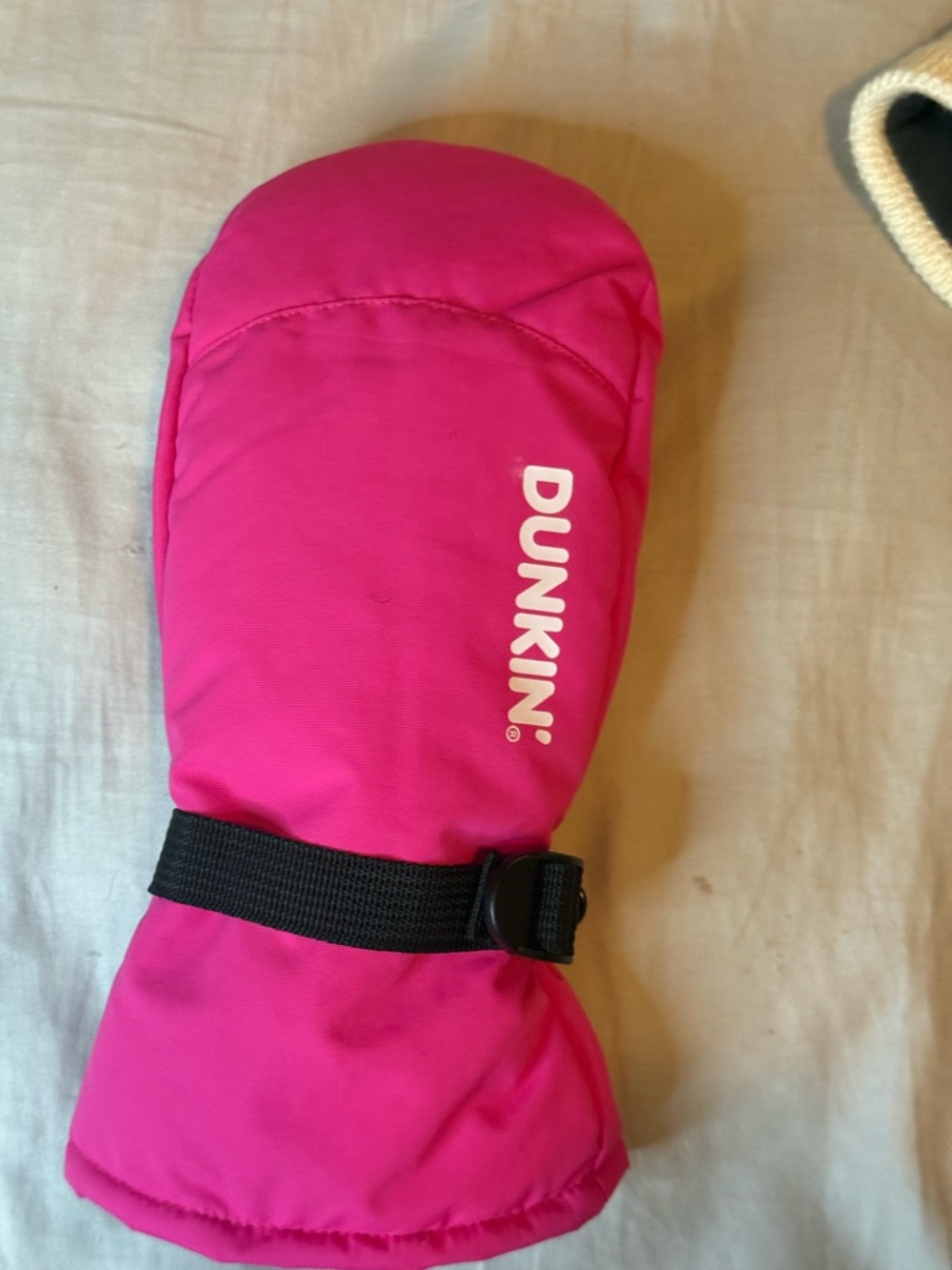 DUNKIN Hot Pink Winter LEFT Mitten - Picture 3 of 4